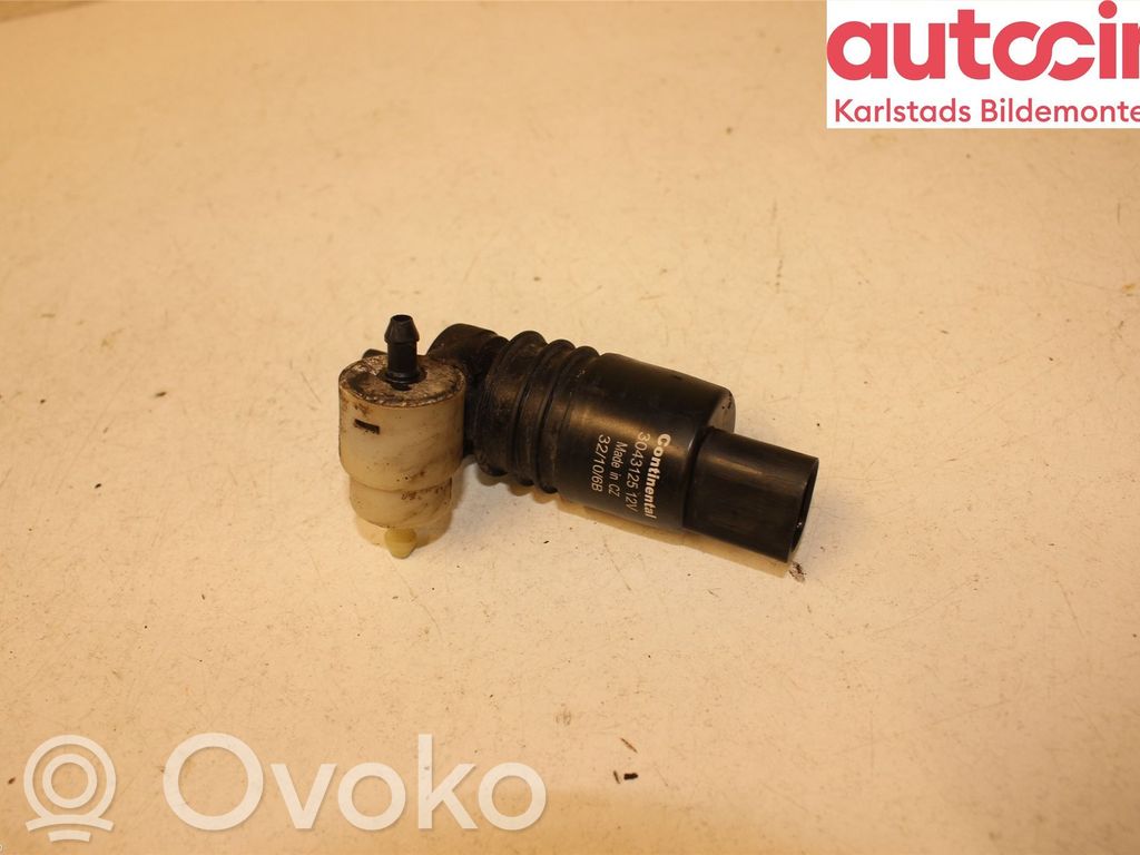 Mitsubishi Outlander Windscreen/windshield washer pump 