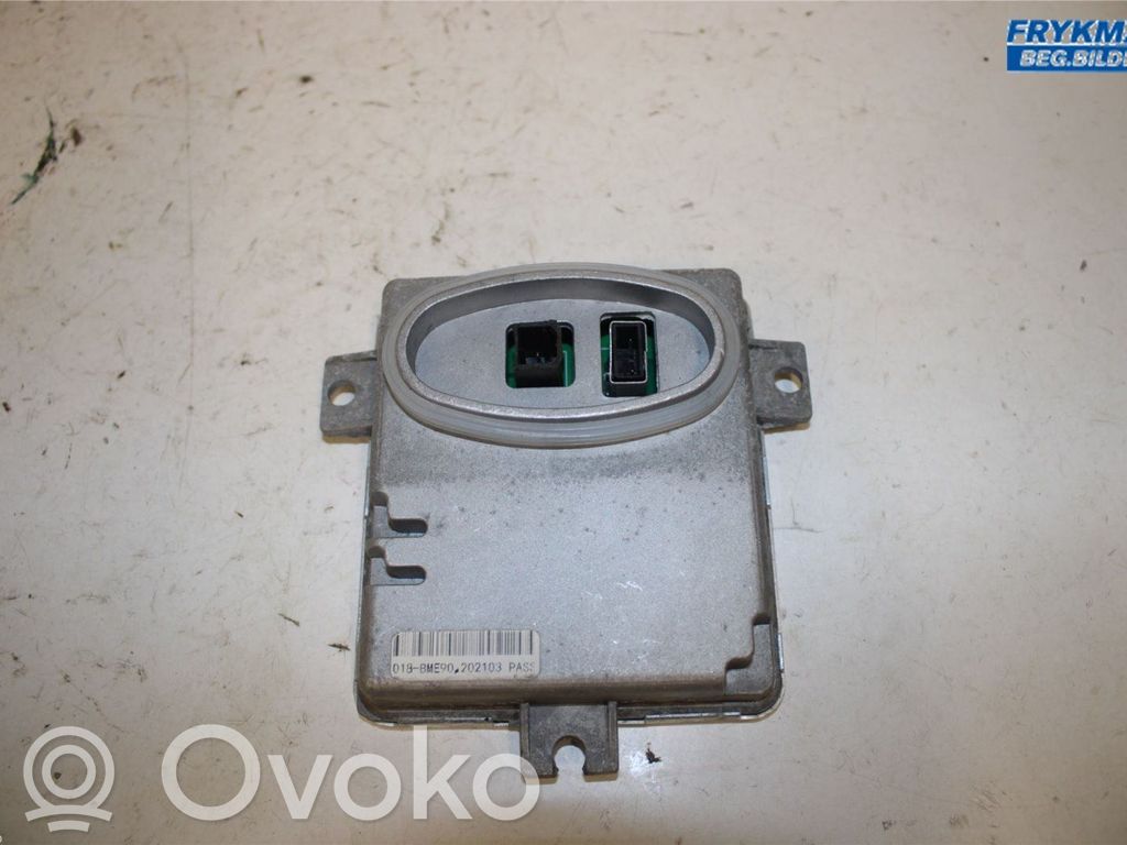 Volvo V70 Light module LCM 