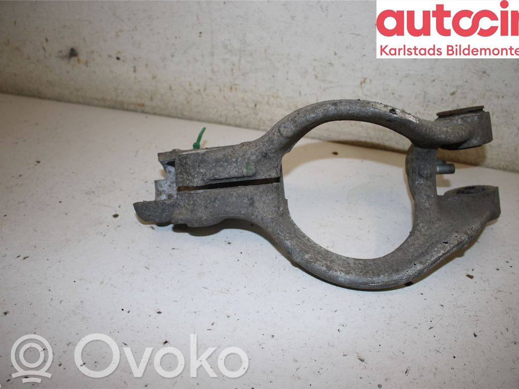 Opel Insignia A Fuzetă butuc roată față 