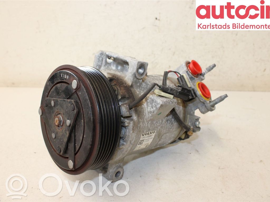 Volvo XC40 Kompresor / Sprężarka klimatyzacji A/C 