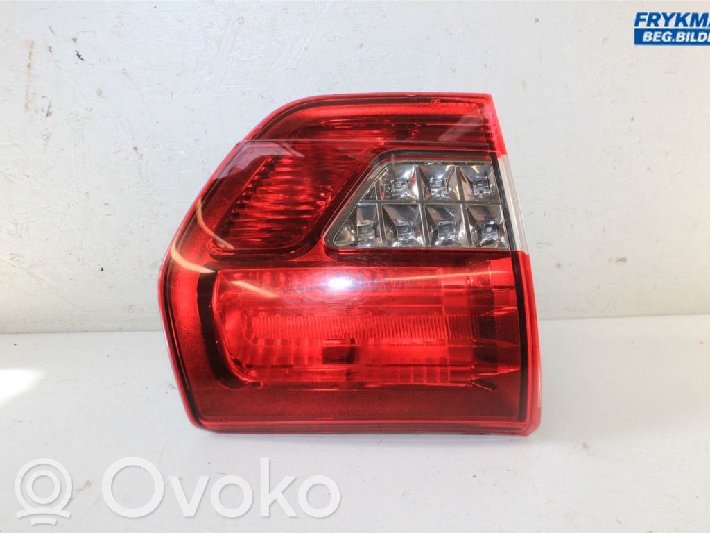 Citroen C5 Galinis žibintas dangtyje 