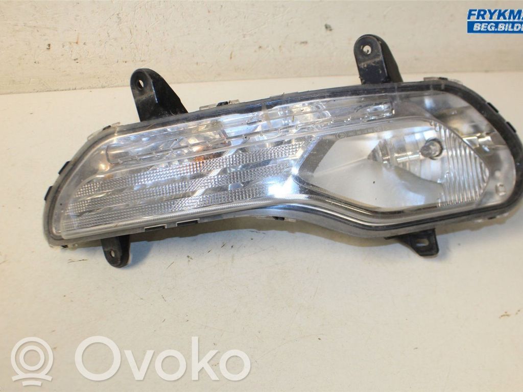 Ford Kuga II Luz de niebla delantera 