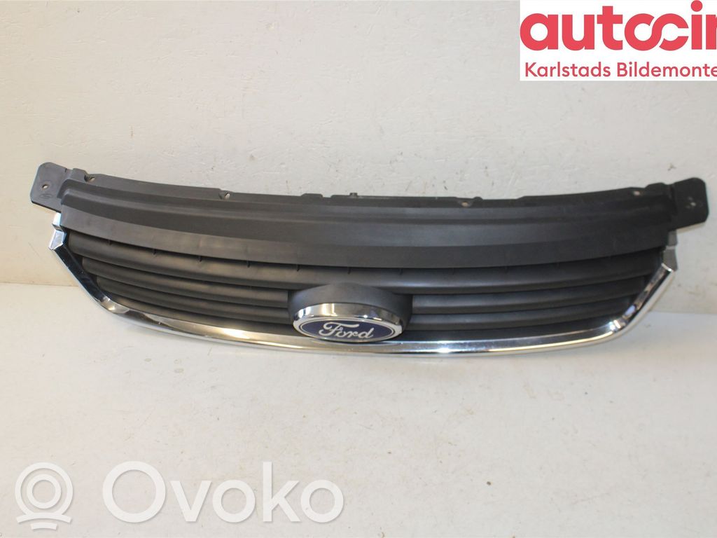 Ford Kuga I Front bumper lower grill 