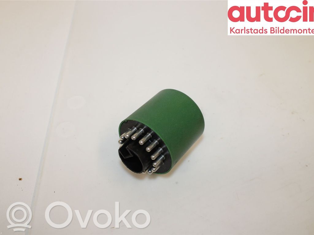Volvo 940 Glow plug pre-heat relay 