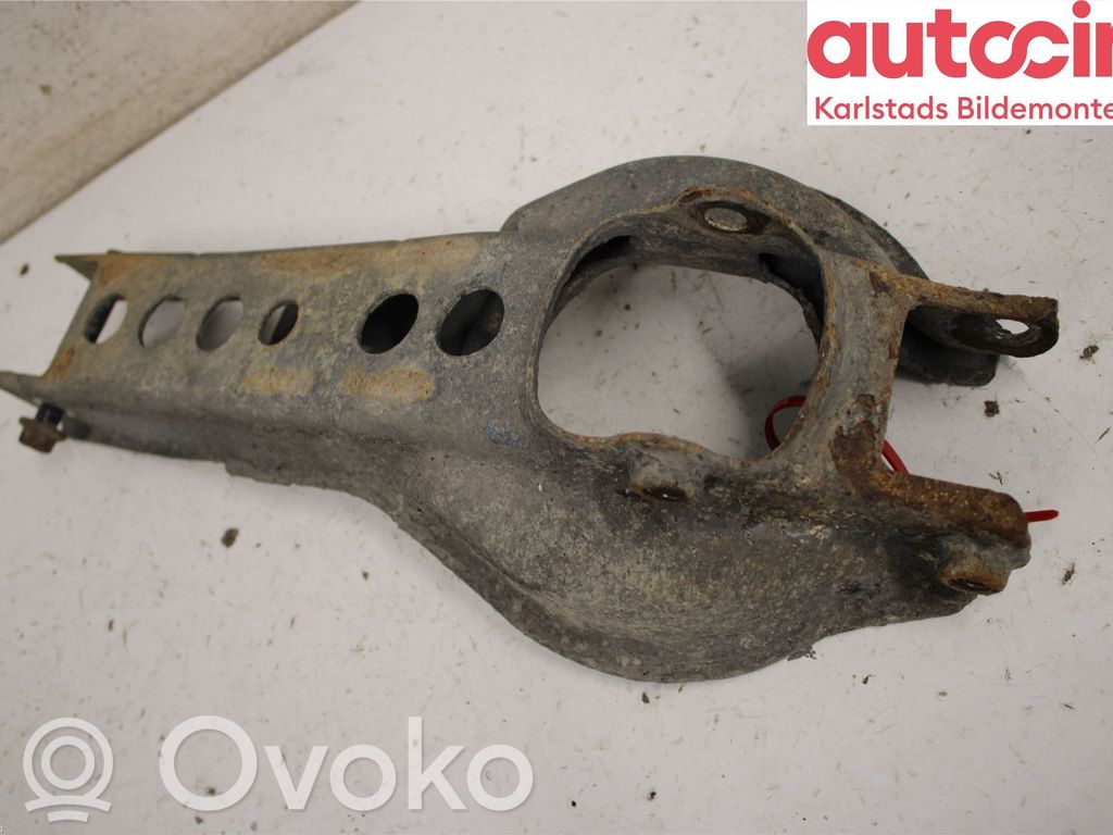 Volvo V70 Рычаг 