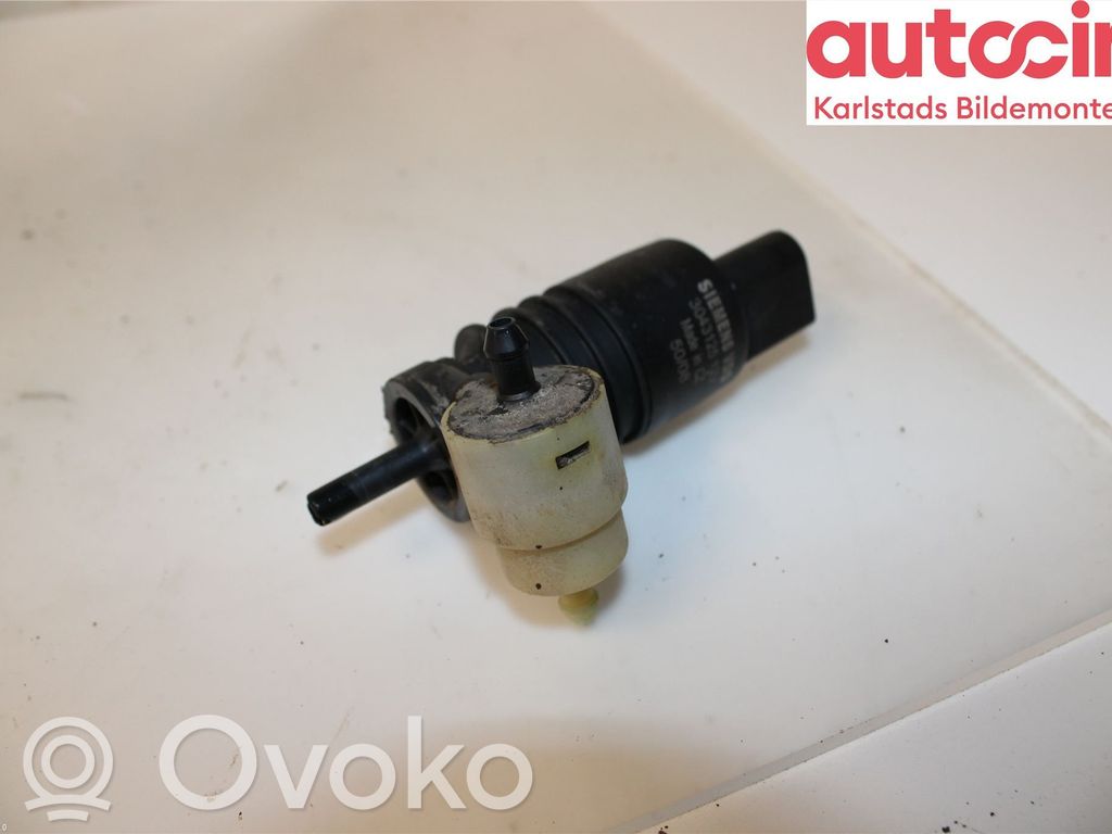 Mitsubishi Outlander Windscreen/windshield washer pump 