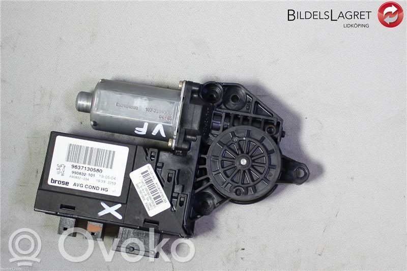 Peugeot 307 Motorino alzacristalli della portiera anteriore 