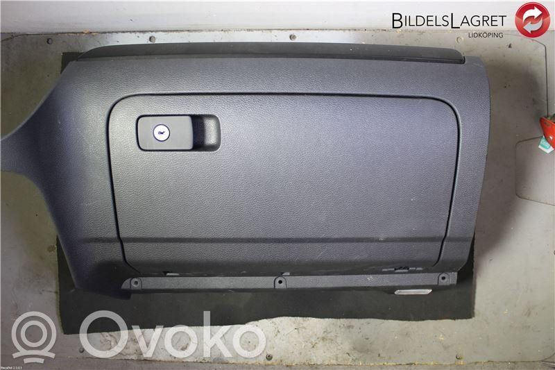 Volkswagen Golf VI Juego guantera 