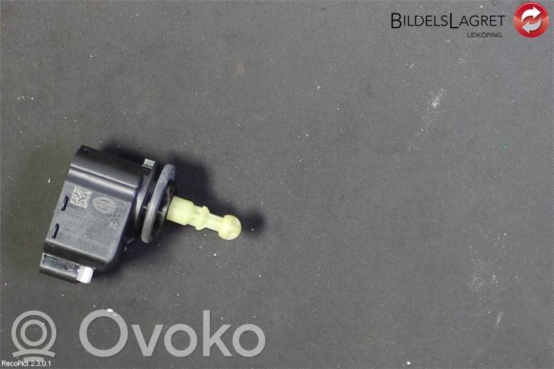 Volkswagen Tiguan Motorino di regolazione assetto fari 