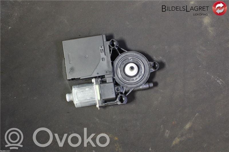 Volkswagen PASSAT B7 Silnik regulatora szyby drzwi przednich 