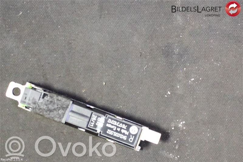 Volkswagen Golf VI Aerial antenna amplifier 