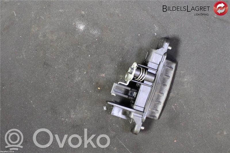 Mazda 3 I Tailgate/trunk/boot exterior handle 