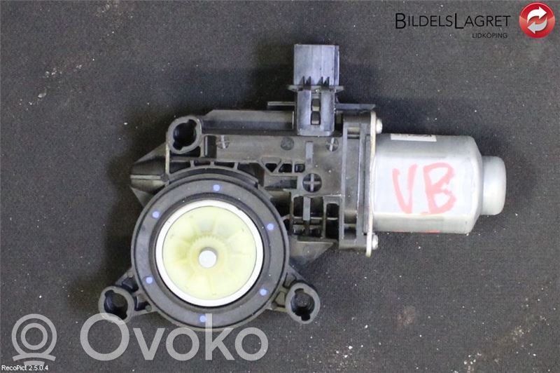 Skoda Fabia Mk2 (5J) Silniczek podnoszenia szyby drzwi tylnych 