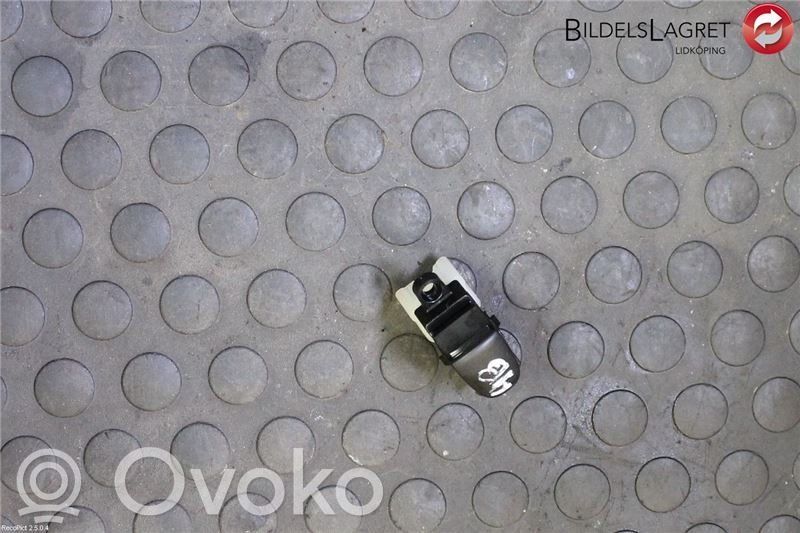 Nissan Qashqai Przyciski szyb 