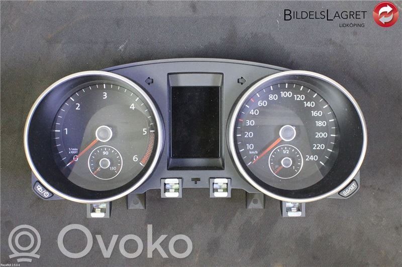 Licznik / Prędkościomierz   5K0920873AX,VDD02430,5K0920872A