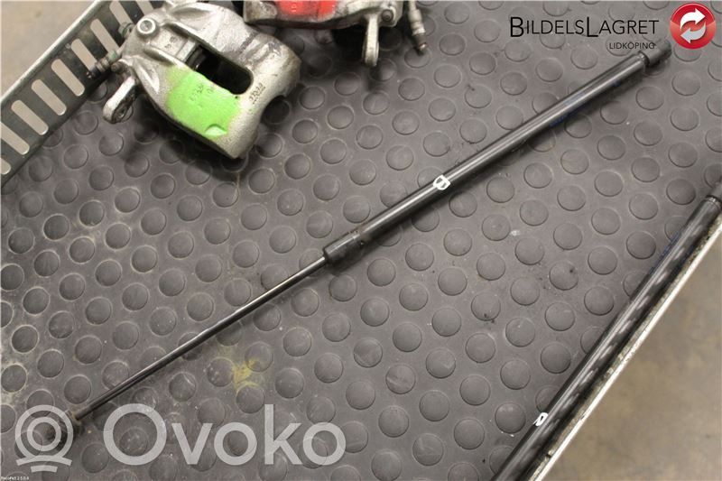 Nissan Note (E12) Jambe de force de hayon 