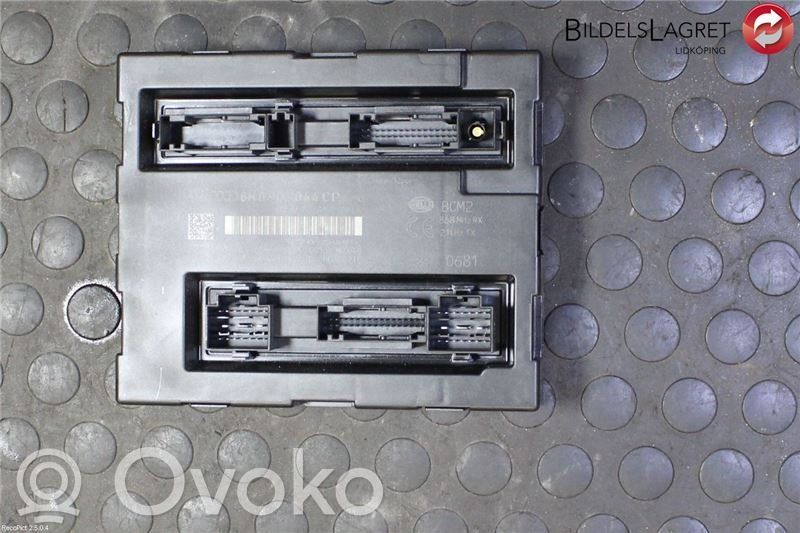 Audi A4 S4 B8 8K Komforto modulis 