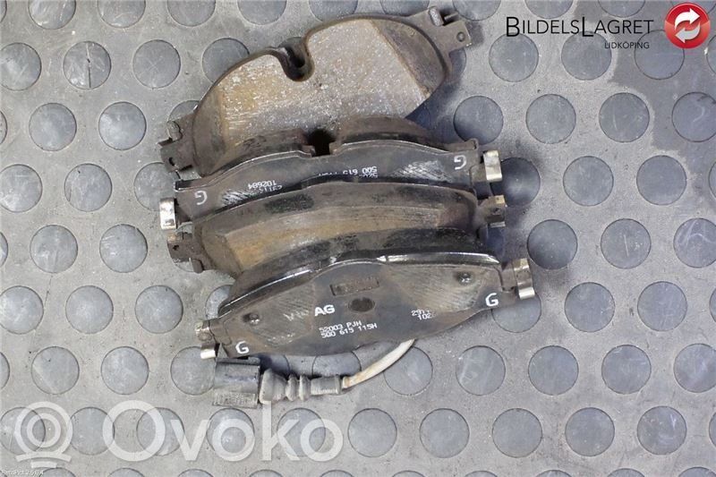Klocki hamulcowe przednie   8V0698151,5Q0615115H,5Q0615115H
