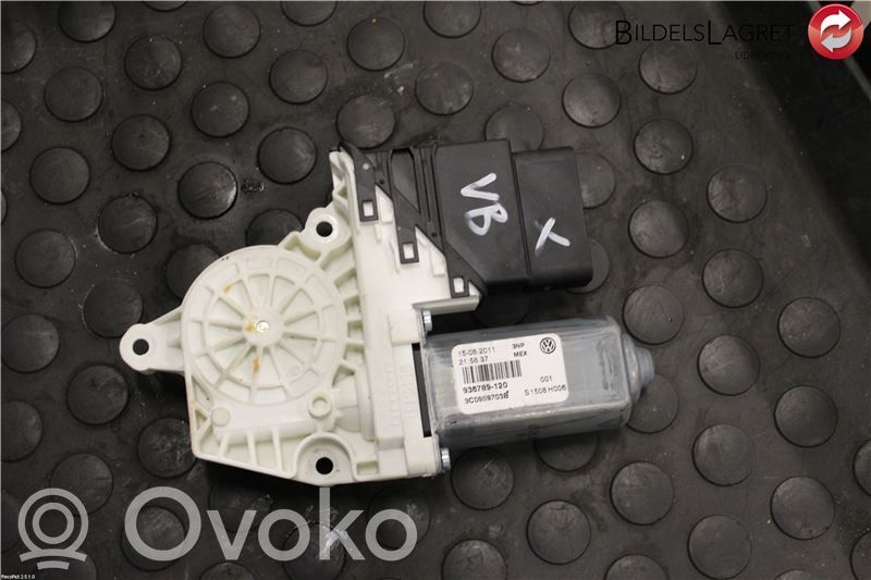 Volkswagen Jetta VI Silniczek podnoszenia szyby drzwi tylnych 