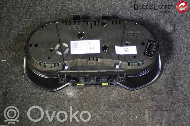 Seat Leon (5F) Speedometer (instrument cluster) 