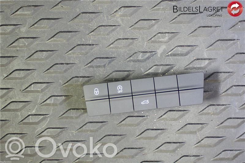 Skoda Octavia Mk3 (5E) Botón interruptor de maletero abierto 