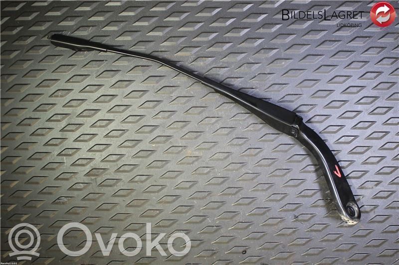 BMW 3 F30 F35 F31 Ramię wycieraczki szyby przedniej / czołowej 