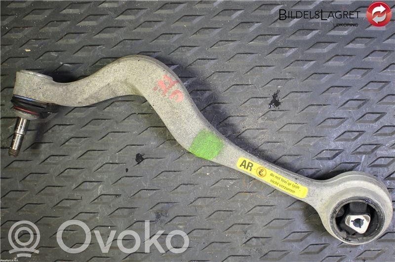 Priekinė šakė   31102348046