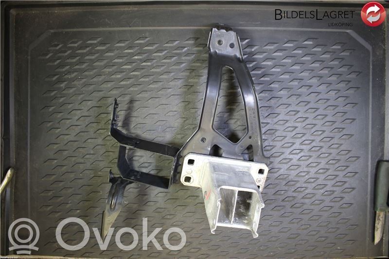BMW 5 E60 E61 Front bumper shock/impact absorber 
