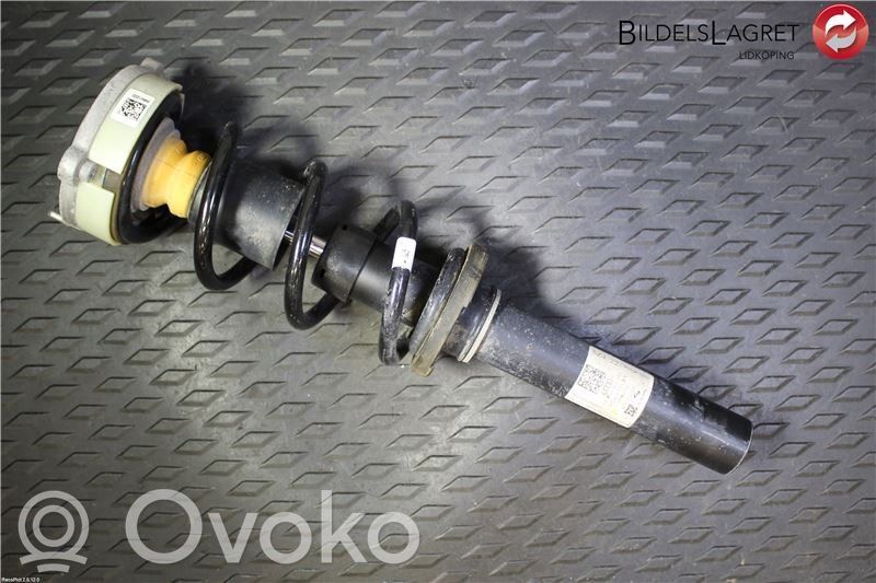 Audi A4 S4 B9 Etuiskunvaimennin kierrejousella 