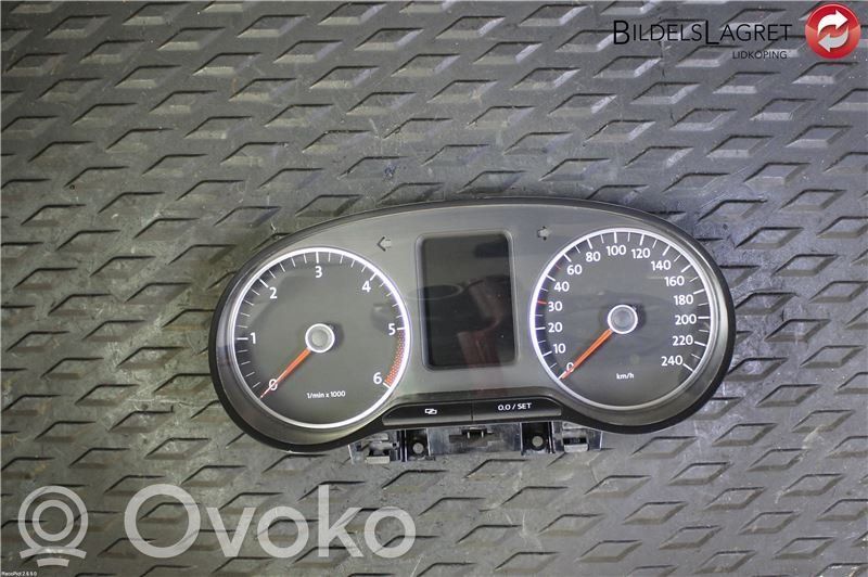 Volkswagen Amarok Tachimetro (quadro strumenti) 