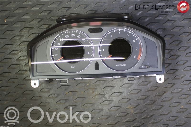 Volvo V70 Vitezometru (grup de instrumente) 
