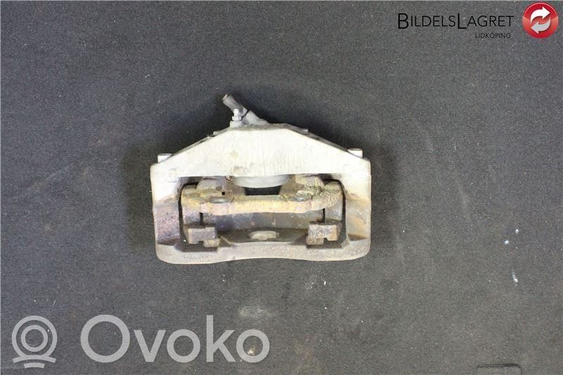 Volvo C70 Caliper de freno delantero 
