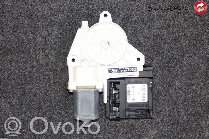 Audi A3 S3 8P Silnik regulatora szyby drzwi przednich 