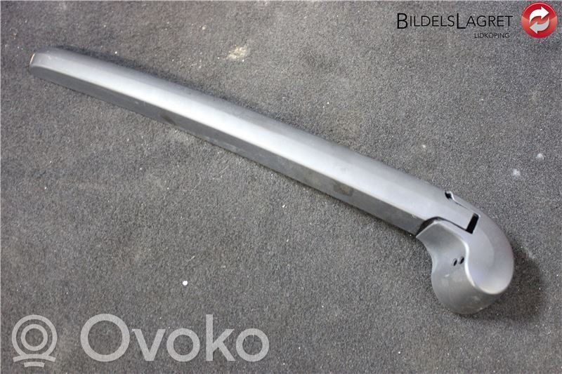 Audi A4 S4 B8 8K Ramię wycieraczki szyby tylnej 