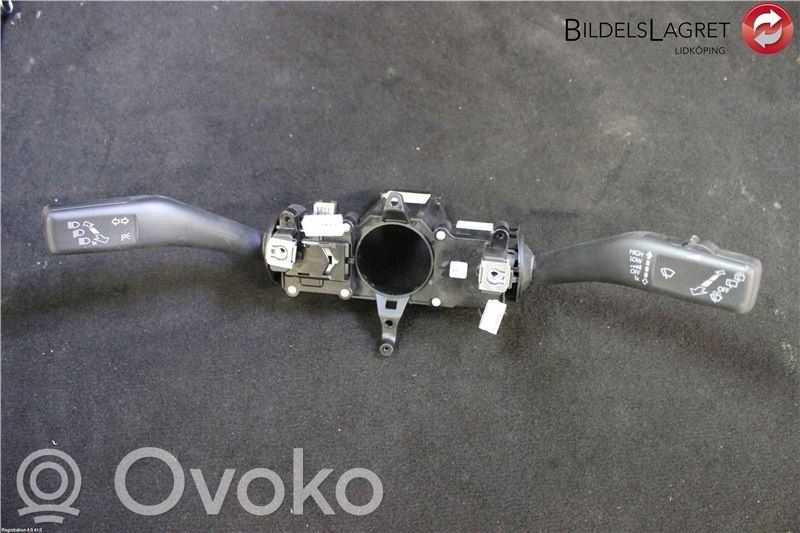 Volkswagen PASSAT B7 Interruptor/palanca de limpiador de luz de giro 