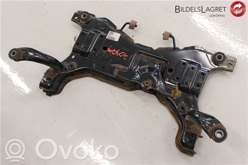 Volvo C70 Front subframe 