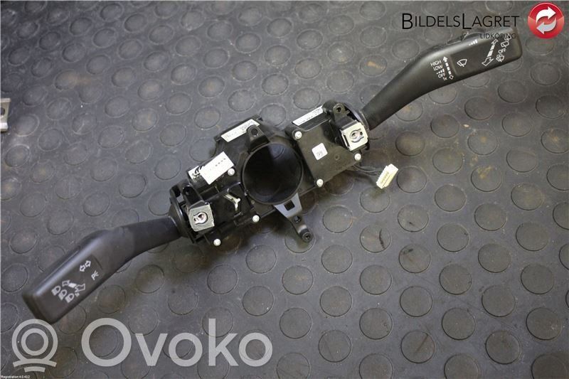 Volkswagen Caddy Interruptor/palanca de limpiador de luz de giro 