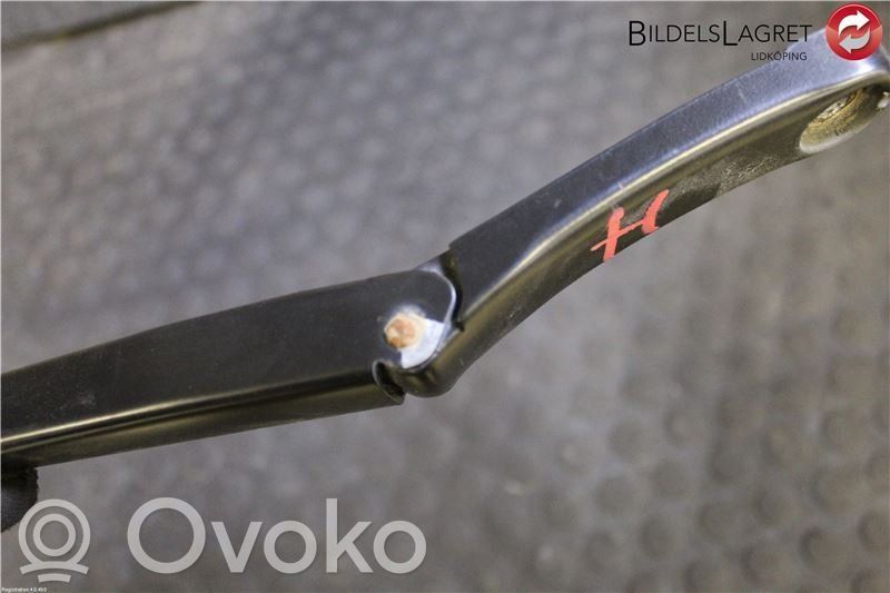 Volkswagen Caddy Ramię wycieraczki szyby przedniej / czołowej 