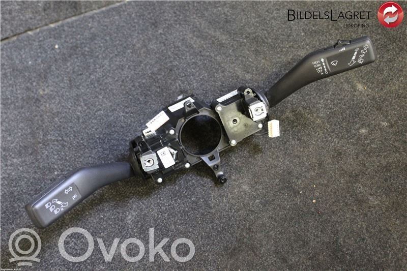 Volkswagen Caddy Interruptor/palanca de limpiador de luz de giro 