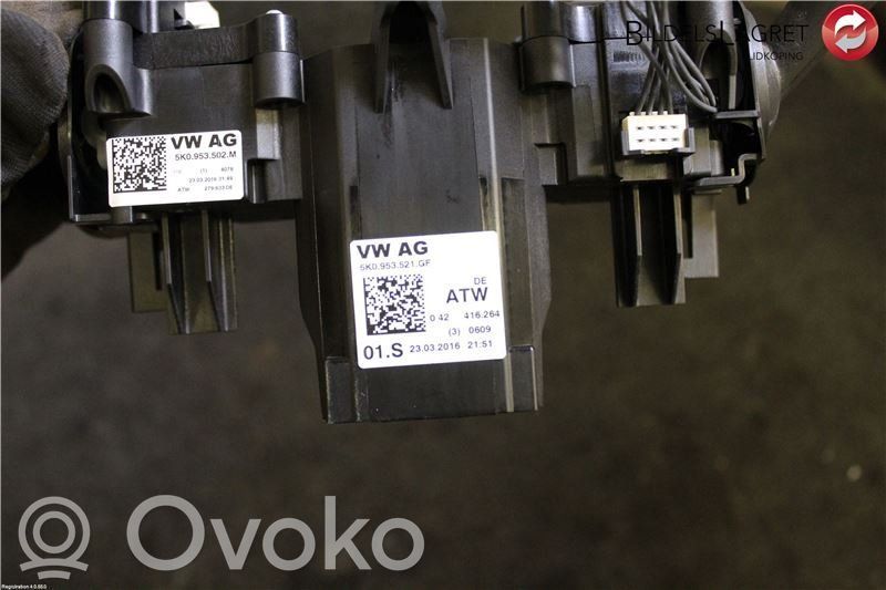 Skoda Yeti (5L) Interruptor/palanca de limpiador de luz de giro 