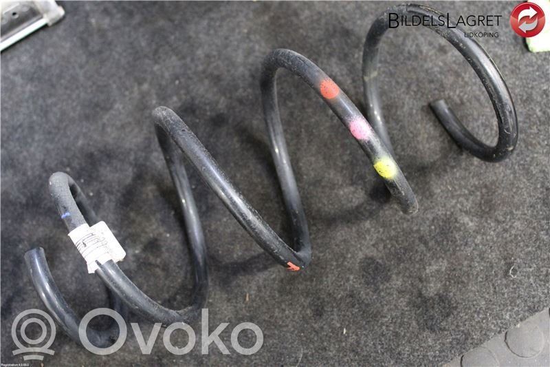 Seat Leon (5F) Etukierrejousi 