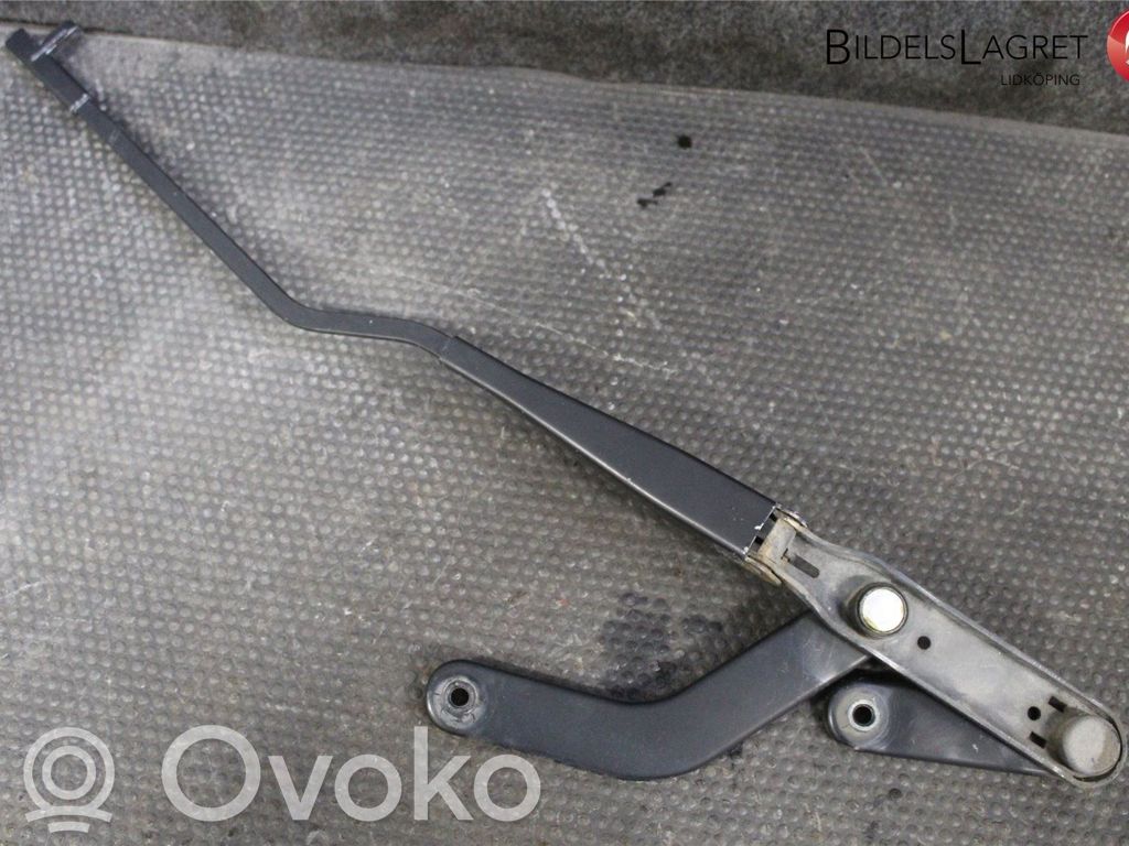 Ford Focus C-MAX Front wiper blade arm 