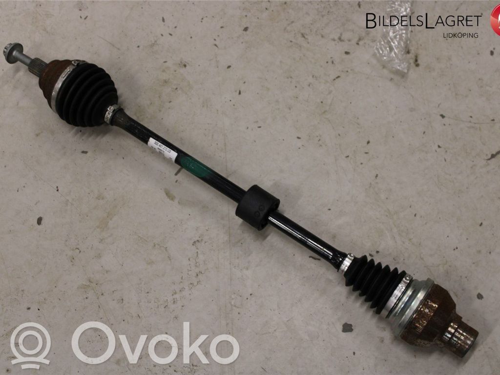 Volkswagen PASSAT B8 Eje de transmisión delantero 