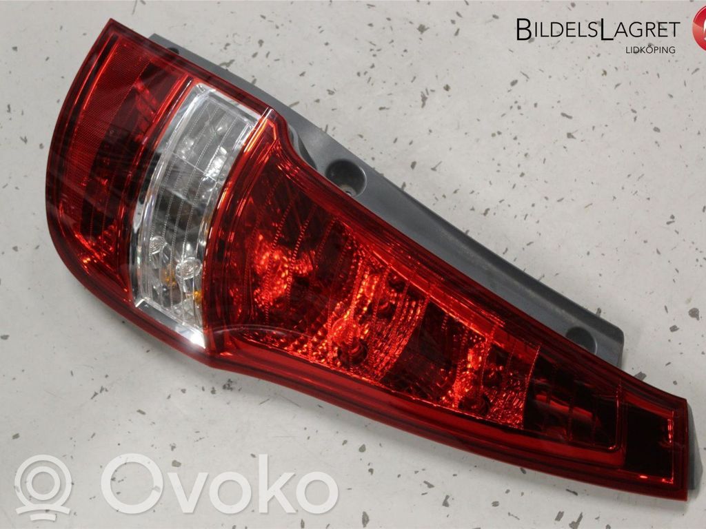Lampa tylna   924022R100