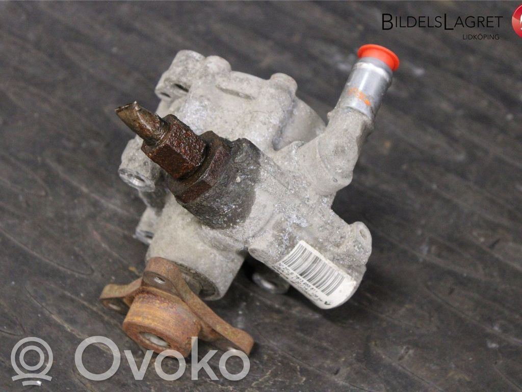 Opel Vivaro Ohjaustehostimen pumppu 