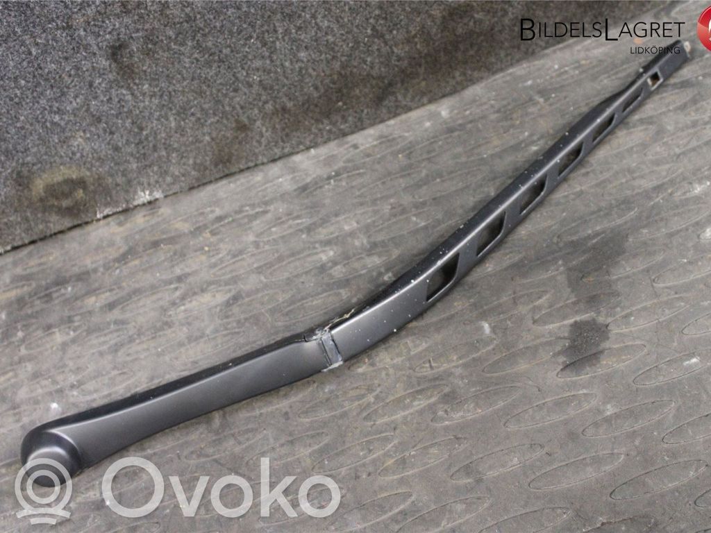 BMW 5 E60 E61 Wischerarm vorne 