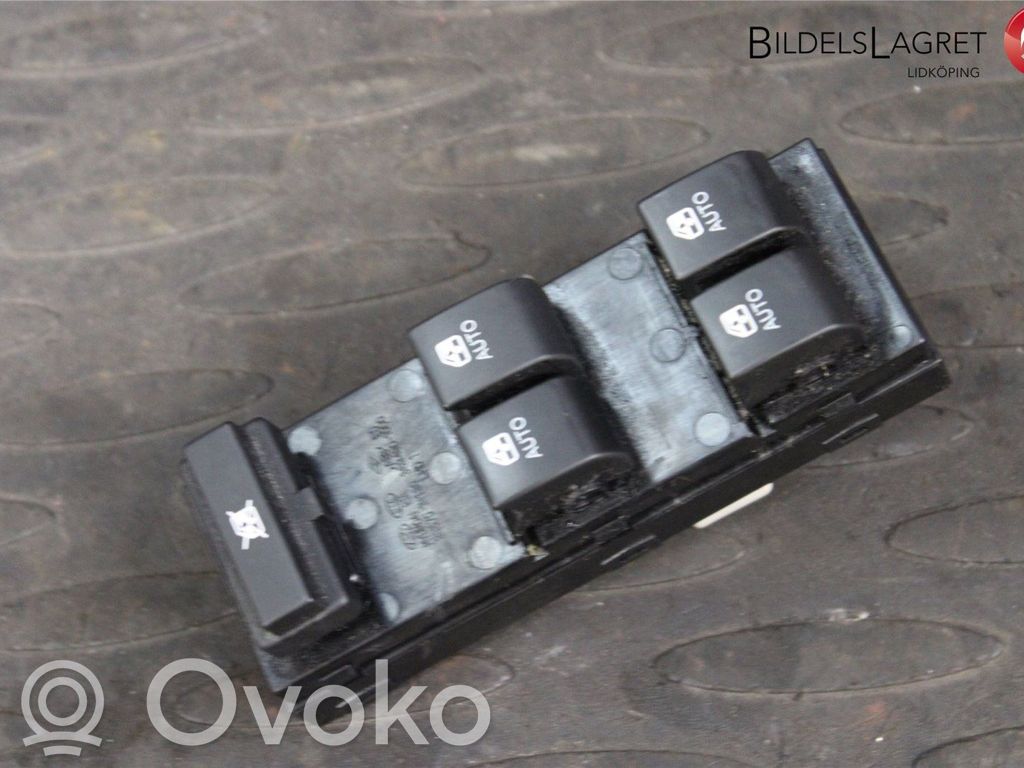 KIA Ceed Electric window control switch 