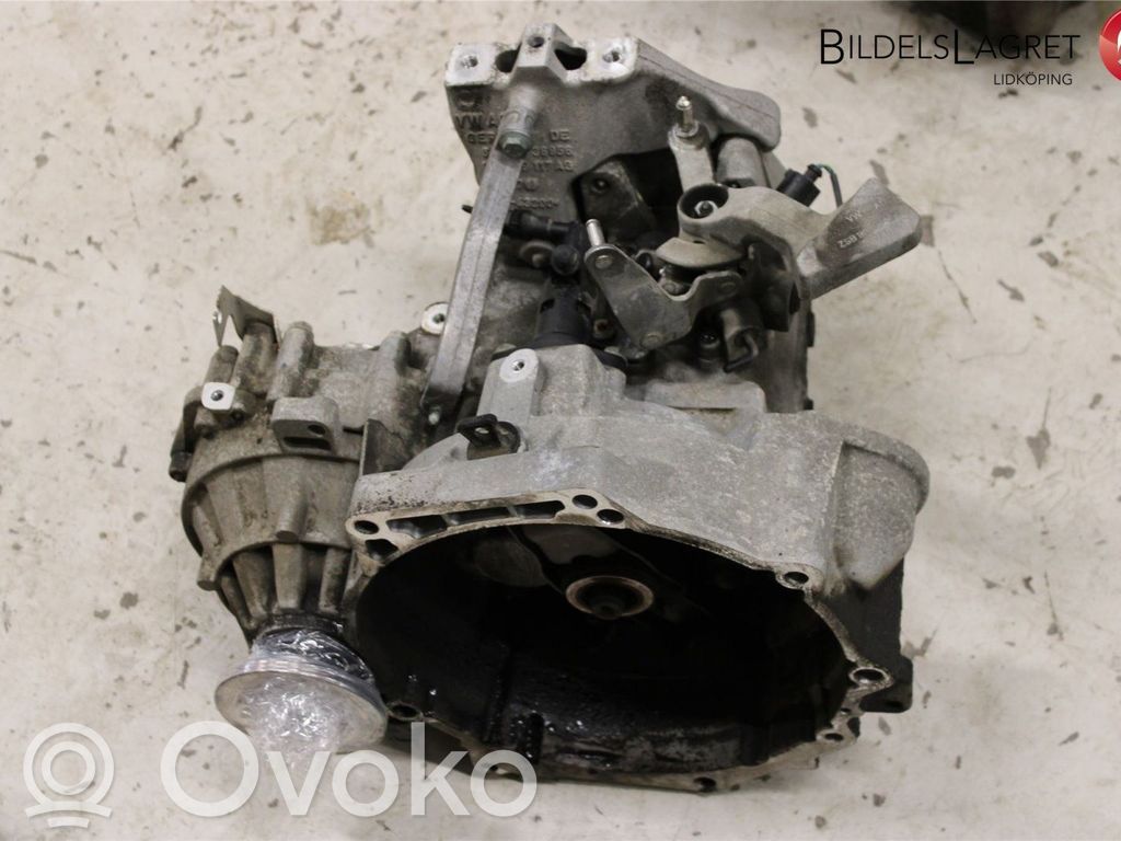 Volkswagen Golf V Manualna 6-biegowa skrzynia biegów 