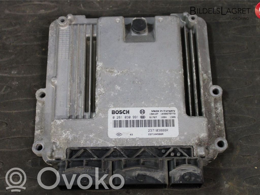 Opel Vivaro Injection control unit/module 