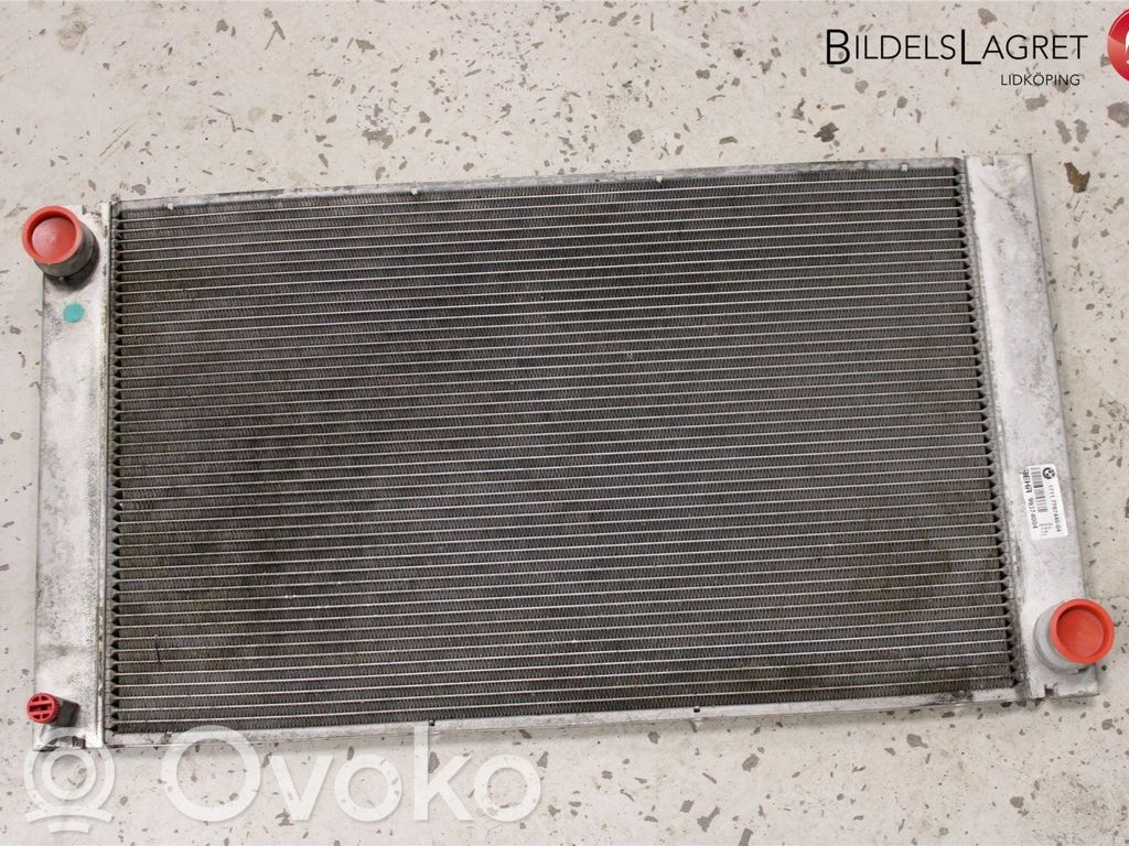 BMW 5 E60 E61 Coolant radiator 